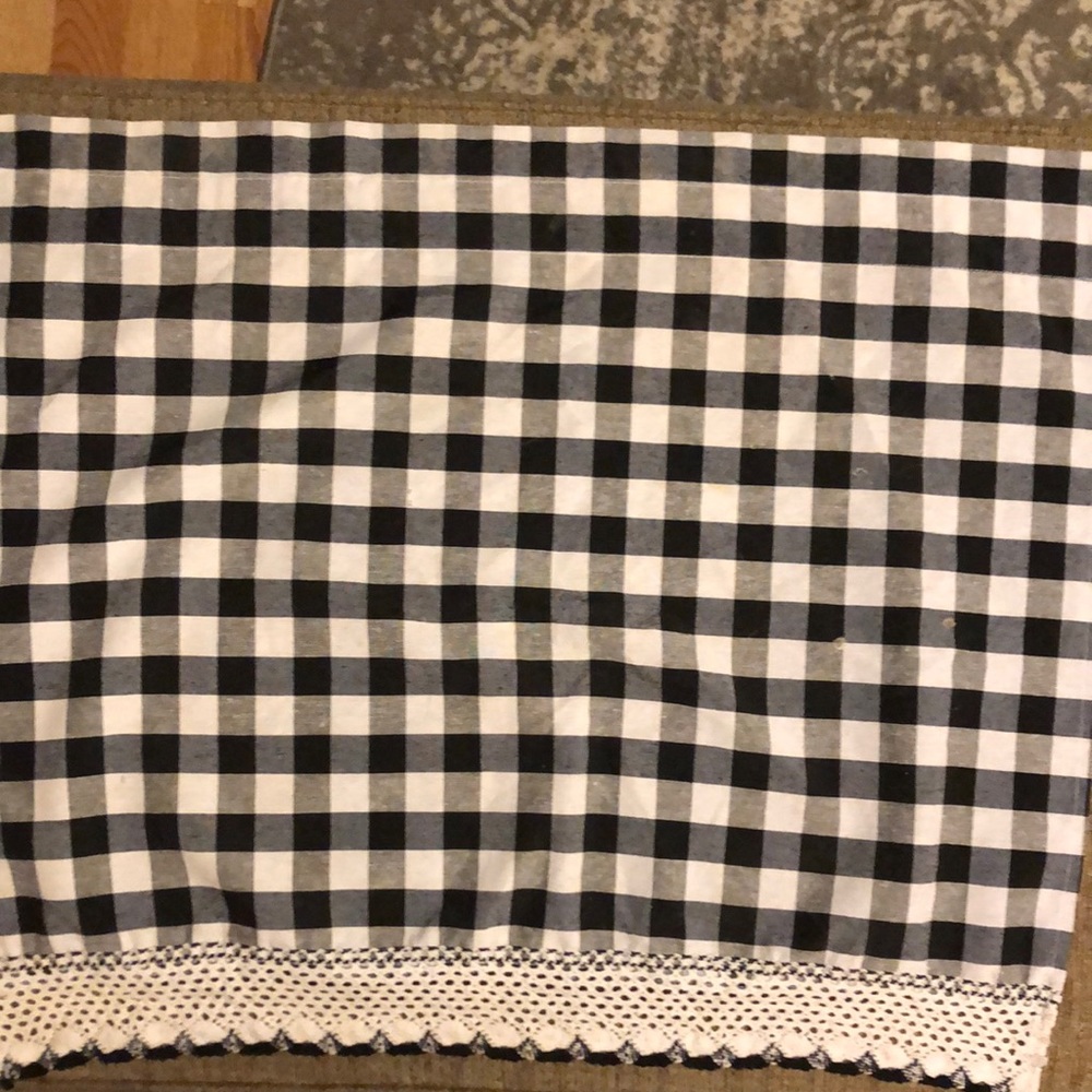 Achim Buffalo Check Farmhouse Tier Curtain Pair 28 X 23